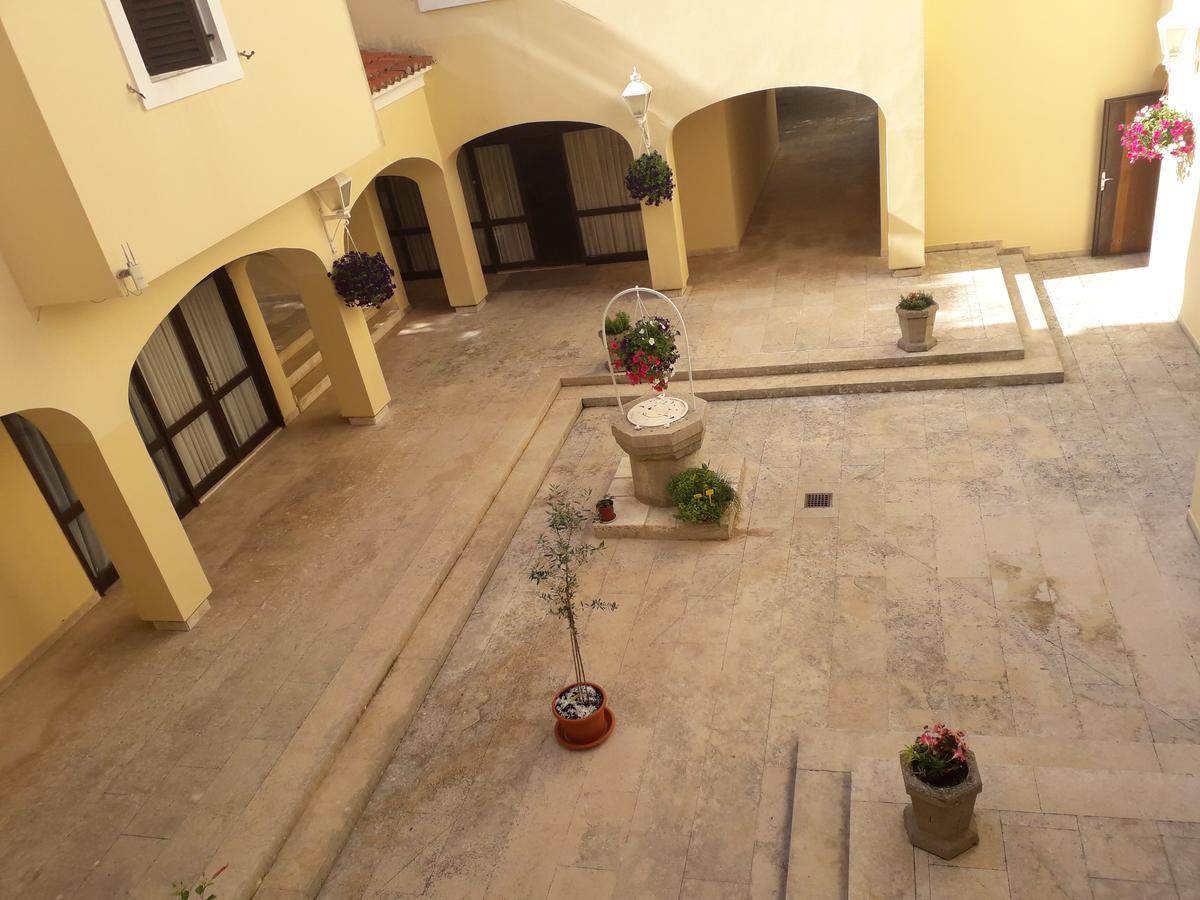 Apartments And Rooms Haludovo - Ribarsko Selo Malinska Zewnętrze zdjęcie