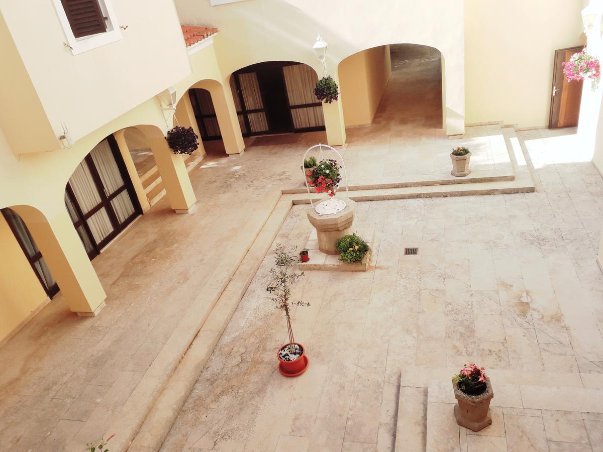 Apartments And Rooms Haludovo - Ribarsko Selo Malinska Zewnętrze zdjęcie