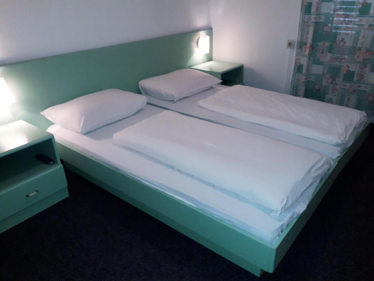 Apartments And Rooms Haludovo - Ribarsko Selo Malinska Zewnętrze zdjęcie